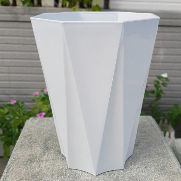 Chậu nhựa bát giác trồng cây